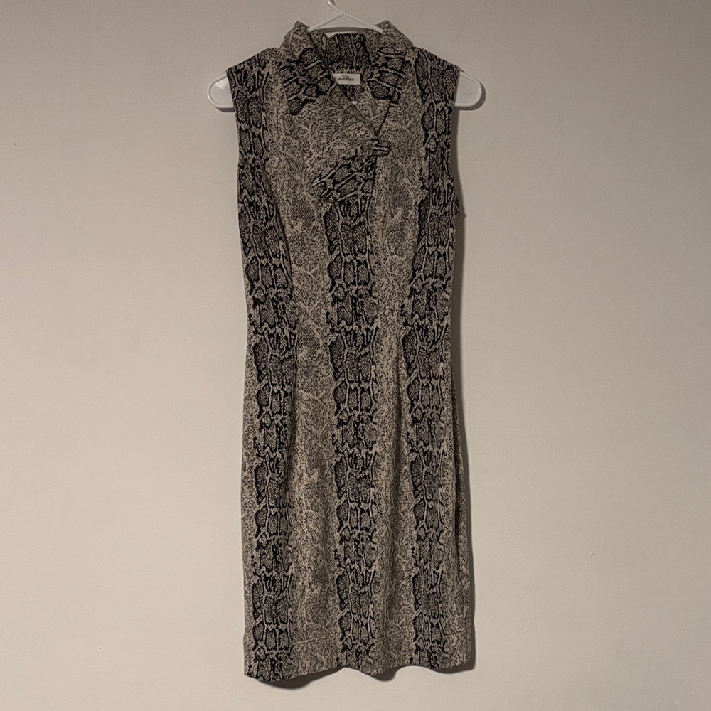 Women’s Calvin Klein Black and white Snake Print Midi Dress Sz. S